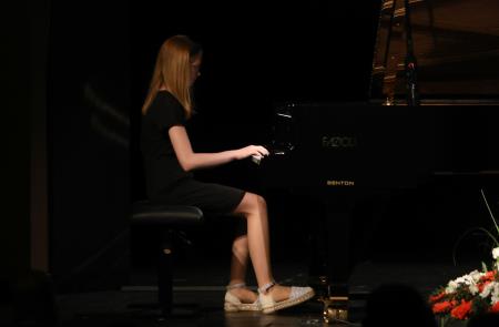 KONCERT ABSOLVENTOV GLASBENE ŠOLE 09 FOTO LJUBO VUKELIČ